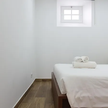Apartment Uva - Cosy Historic City Center Lagos