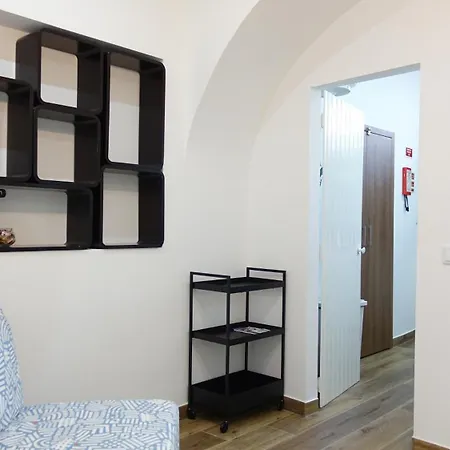 Uva - Cosy Historic City Center Apartment Lagos